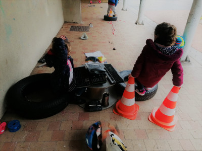 Boite à jouer - Ecole Fieffé